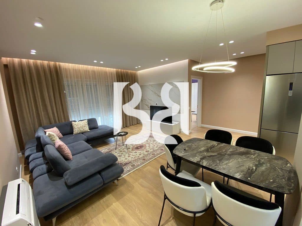 JEPET APARTAMENT 2+1+2 ME QIRA NE RRUGEN E DIBRES*