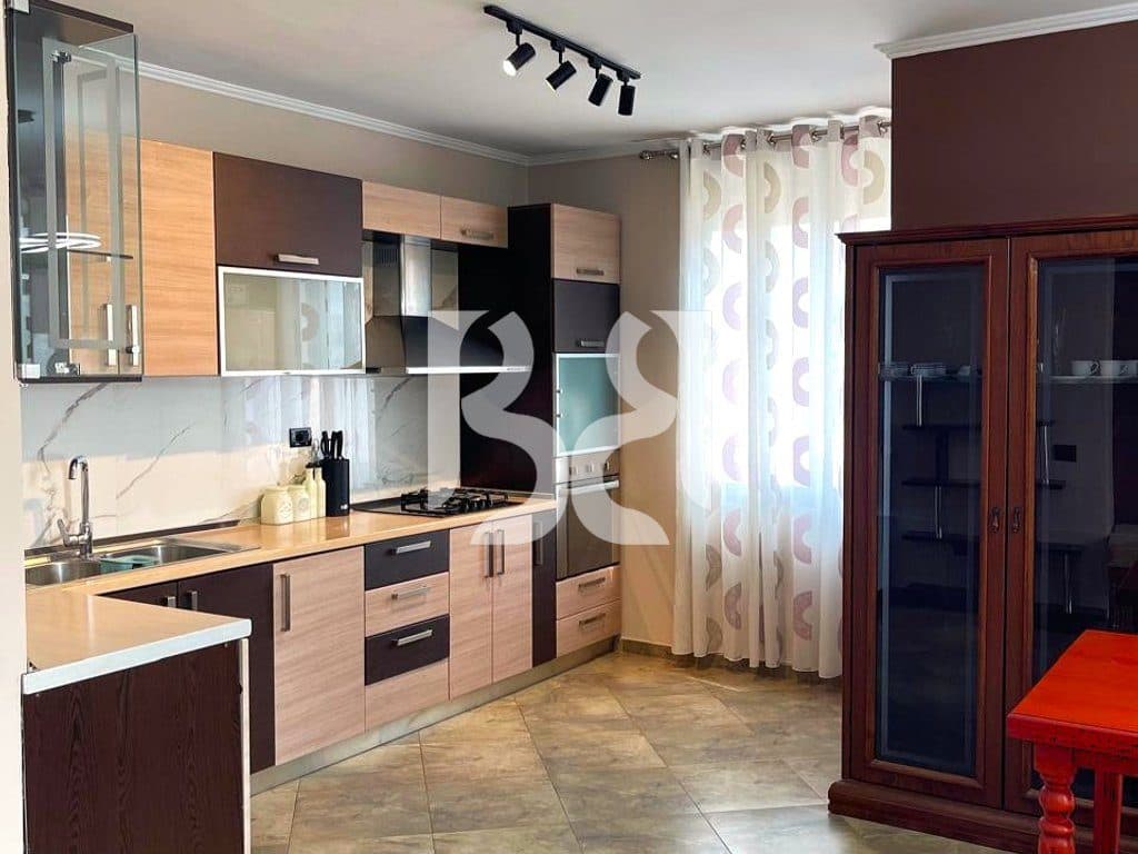 Apartament 2+1 me Qira në Ali Dem – Rruga Sali Nivica | 80,000 Lekë * 3
