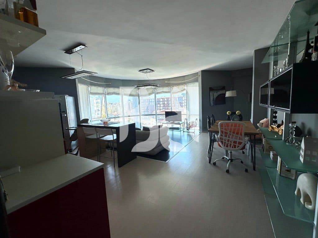 Apartament 2+1+2 me Qira në Komunën e Parisit 2