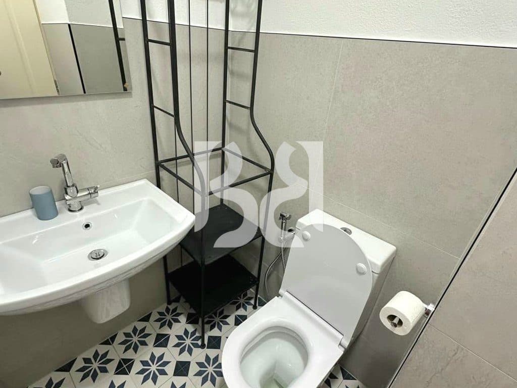 APARTAMENT ME QIRA 2+1+2 TEK ISH-EKSPOZITA, TIRANË 3