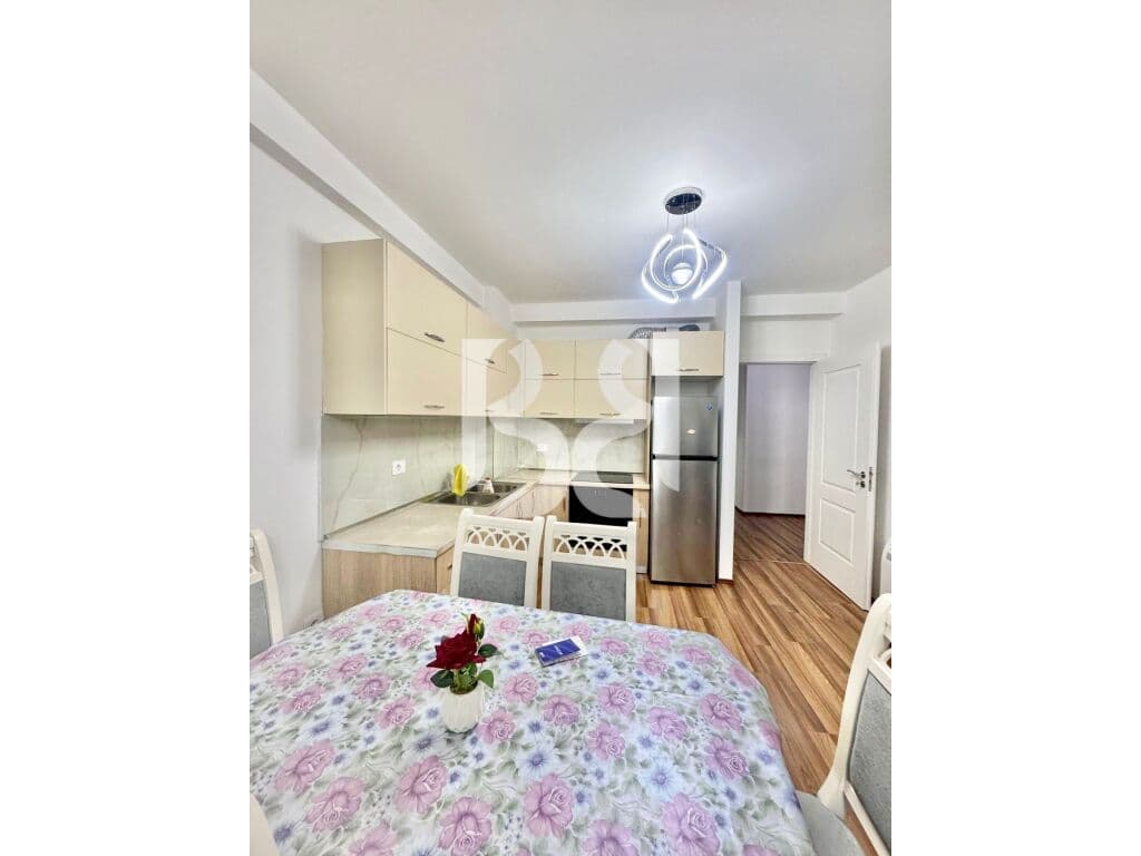JAPIM APARTAMENT ME QIRA 1+1 NE ASTIR 2
