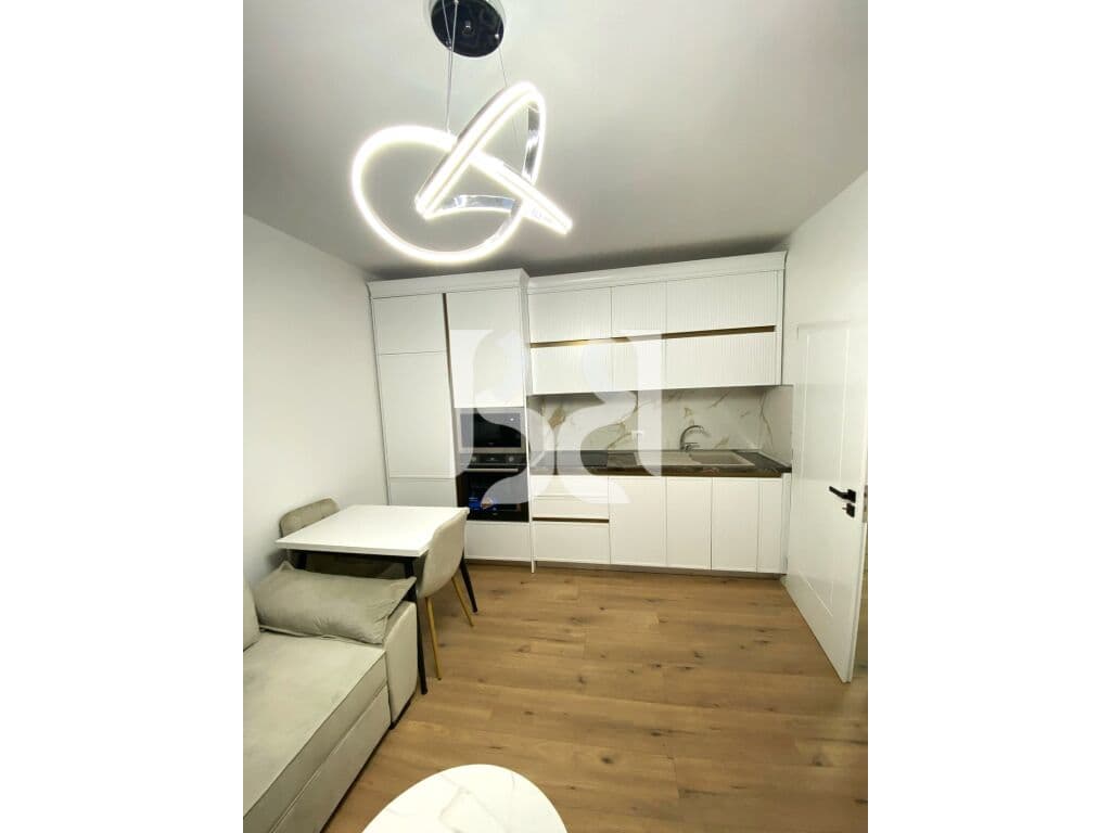 APARTAMENT ME QIRA TE RRUGA E DURRESIT 2+1 PRANE ZOGUT TE ZI