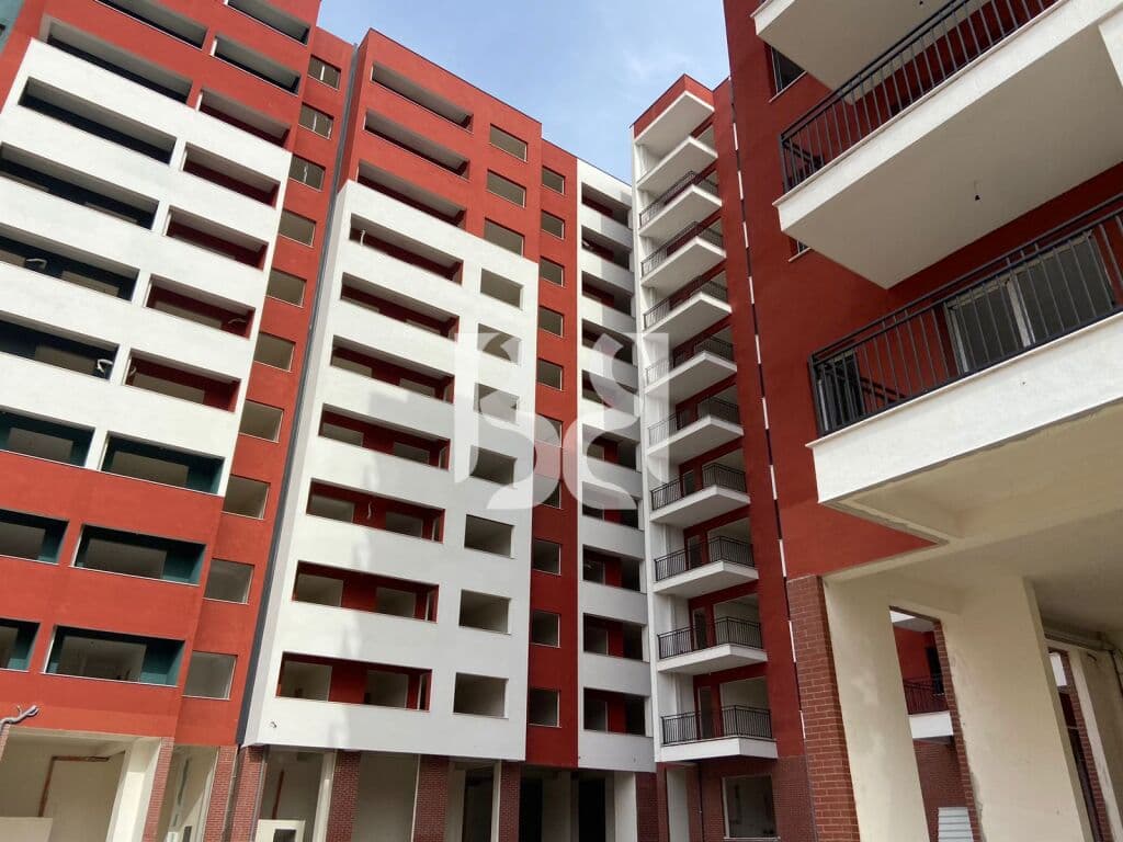 SHITET APARTAMENT 1+1 NE XHAMLLIK KOMPLEKSI MIRABELLA TE QSUT-JA