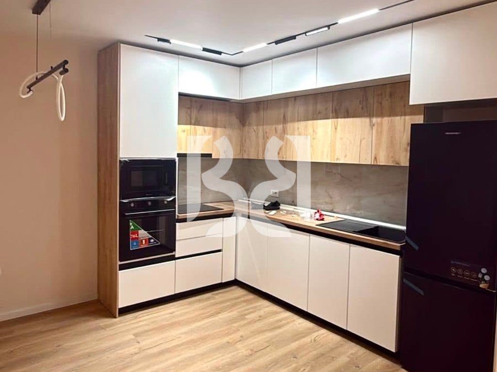 Apartament 2+1 me Qira te Ish-Sheshi Shqiponja | Post Parkimi | Në Proces Mobilimi | 65,000 Lekë/Muaj 2