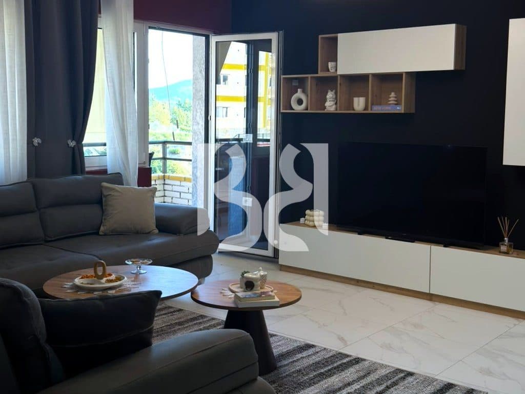Apartament 1+1 me Qira në Rezidencen LakeLand në Farkë | 60,000 Lekë/Muaj 2