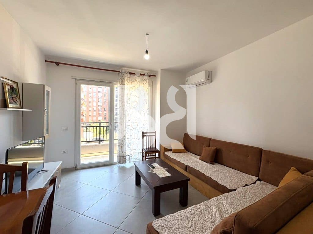 APARTAMENT ME QIRA NE ASTIR 45 MIJE LEKE