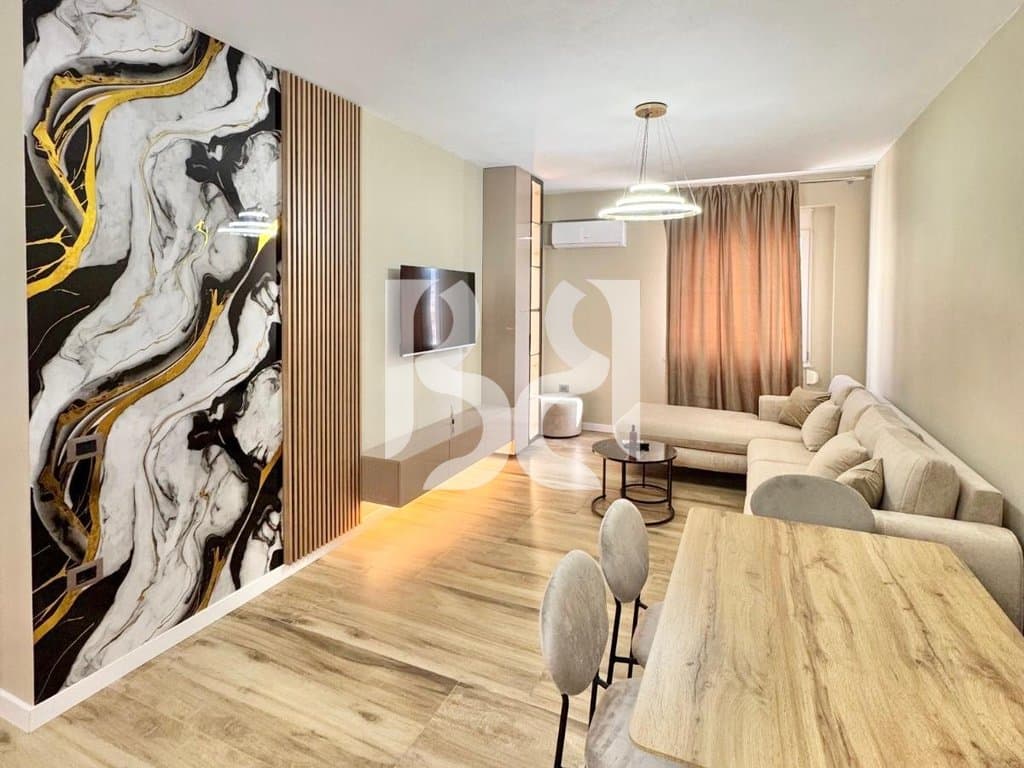 APARTAMENT ME QIRA 1+1+BALLKON PRANE SQUARE 21 RRUGA E KAVAJES
