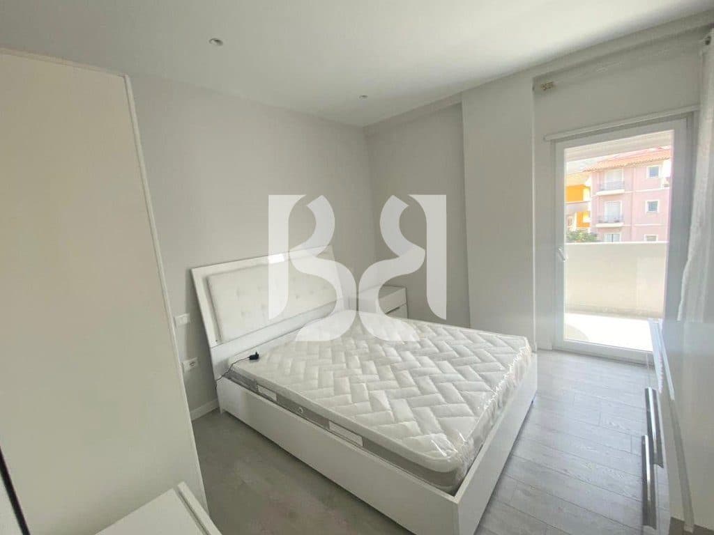 Apartament 1+1 me Qira në Kodra e Priftit | Kati 3 | I Pabanuar | 45,000 Lekë 3