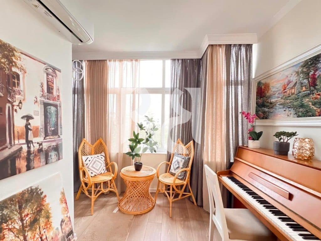 APARTAMENT ME QIRA 3+1 TEK PALMA E ARTË, PËRBALLË ISH EKSPOZITËS 2