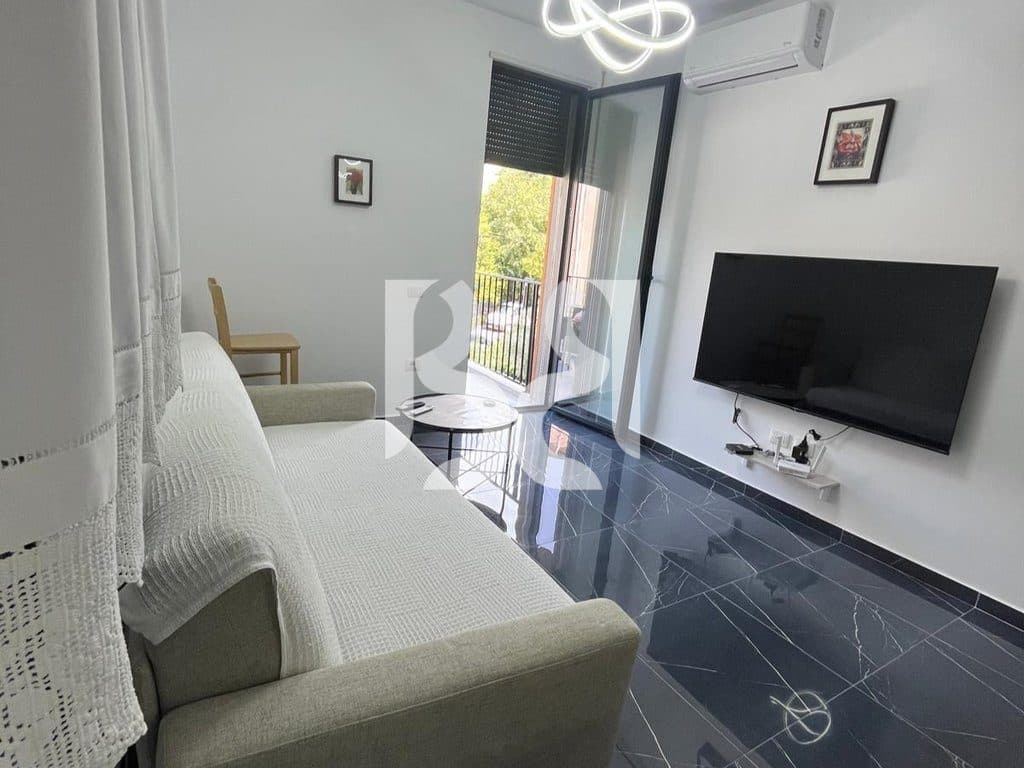 APARTAMENT ME QERA 2+1 NE PORCELAN 4