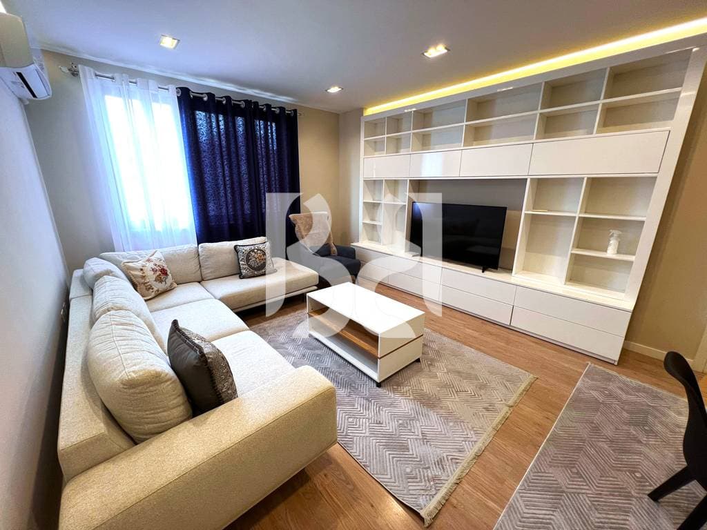 Apartament 3+1+2 me Qira në Kompleksin Panorama, Tiranë | Kati 7 | 1,000 €/Muaj