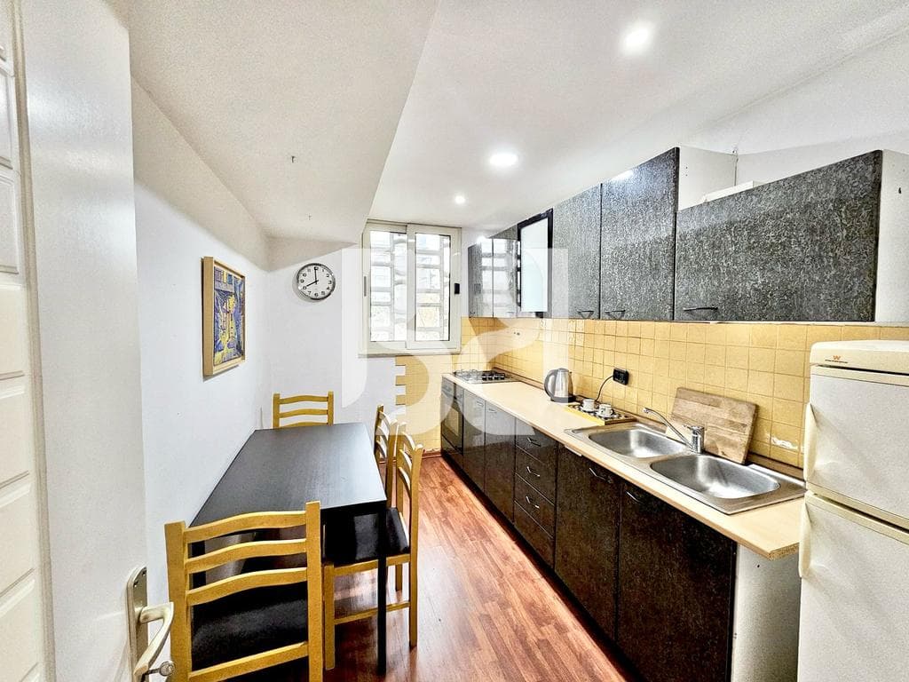 APARTAMENT 1+1 ME QIRA, QENDER TEK PIAZZA PAS MUZEUT KOMBETAR 4