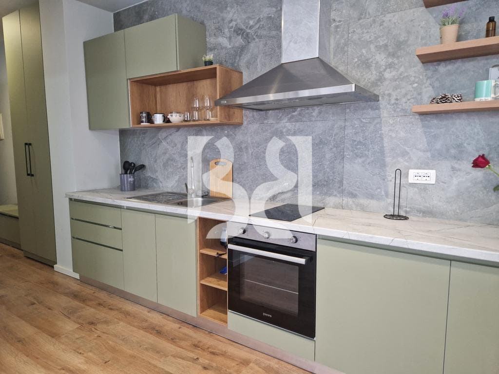 APARTAMENT 1+1+ VERANDE + POST PARKIMI, ME QIRA, PAZARI I RI 4