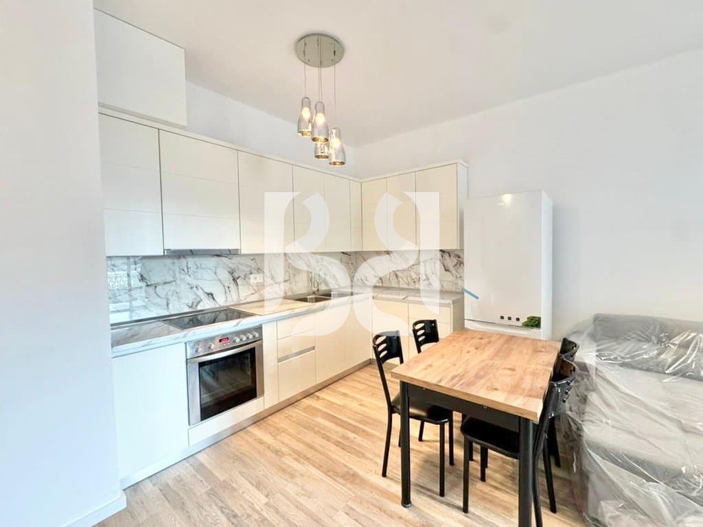 APARTAMENT ME QERA 1+1 TEK ISH FUSHA E AVIACIONIT 3