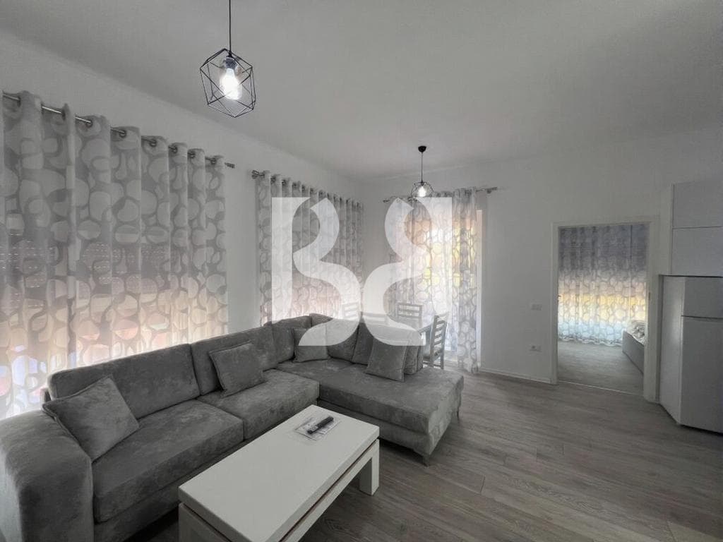 APARTAMENT 2+1+BALLKON ME QIRA,KOMPLEKSI MANGALEM 4
