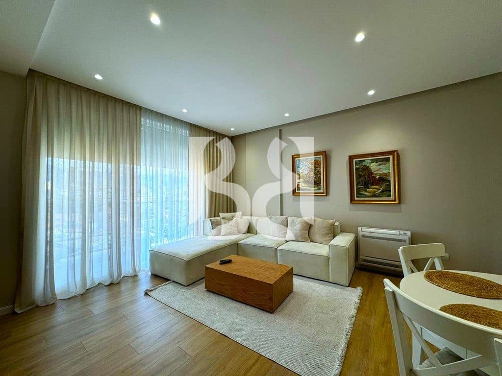 Apartament 2+1+2 me Qira te 21 Dhjetori, Tiranë | 1,200 €/muaj