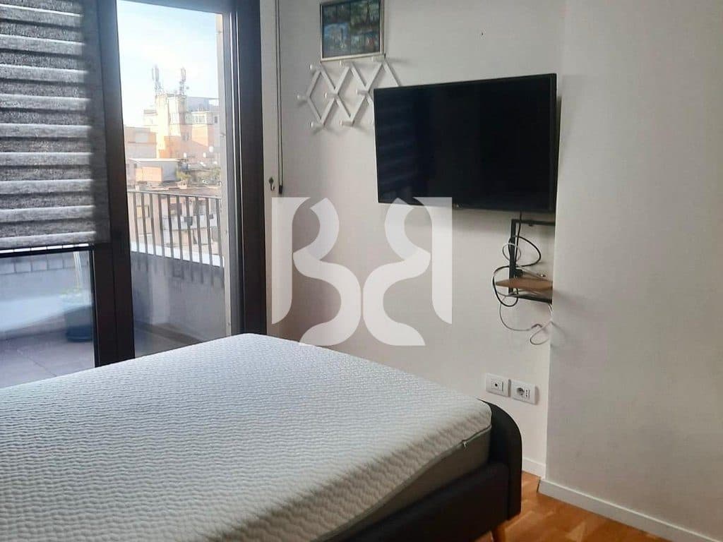 Apartament 1+1 me Qira në Rrugën e Barrikadave | 90 m² | Kati 6 | 70,000 Lekë 4