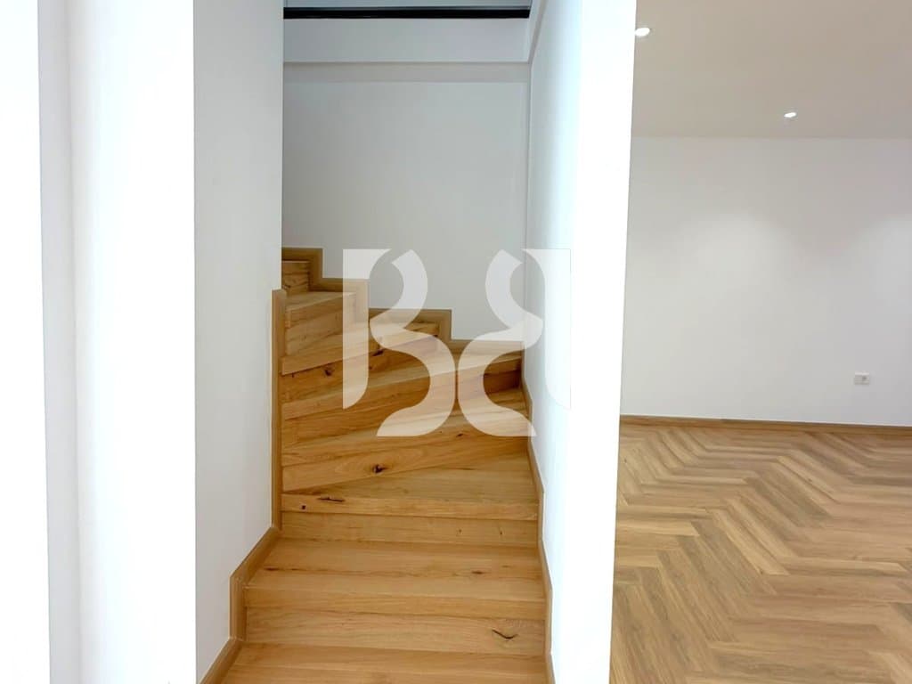 AMBIENT BIZNESI DUPLEX ME QIRA TE KOMPLEKSI DELIJORGJI 4