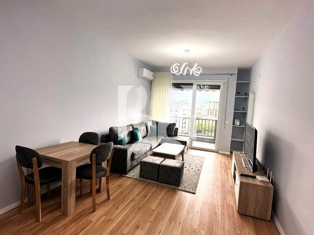 APARTAMENT 2+1 ME QIRA, RRUGA 5 MAJI, 60,000ALL 2
