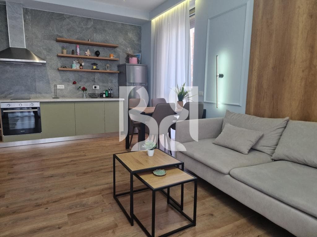 APARTAMENT 1+1+ VERANDE + POST PARKIMI, ME QIRA, PAZARI I RI