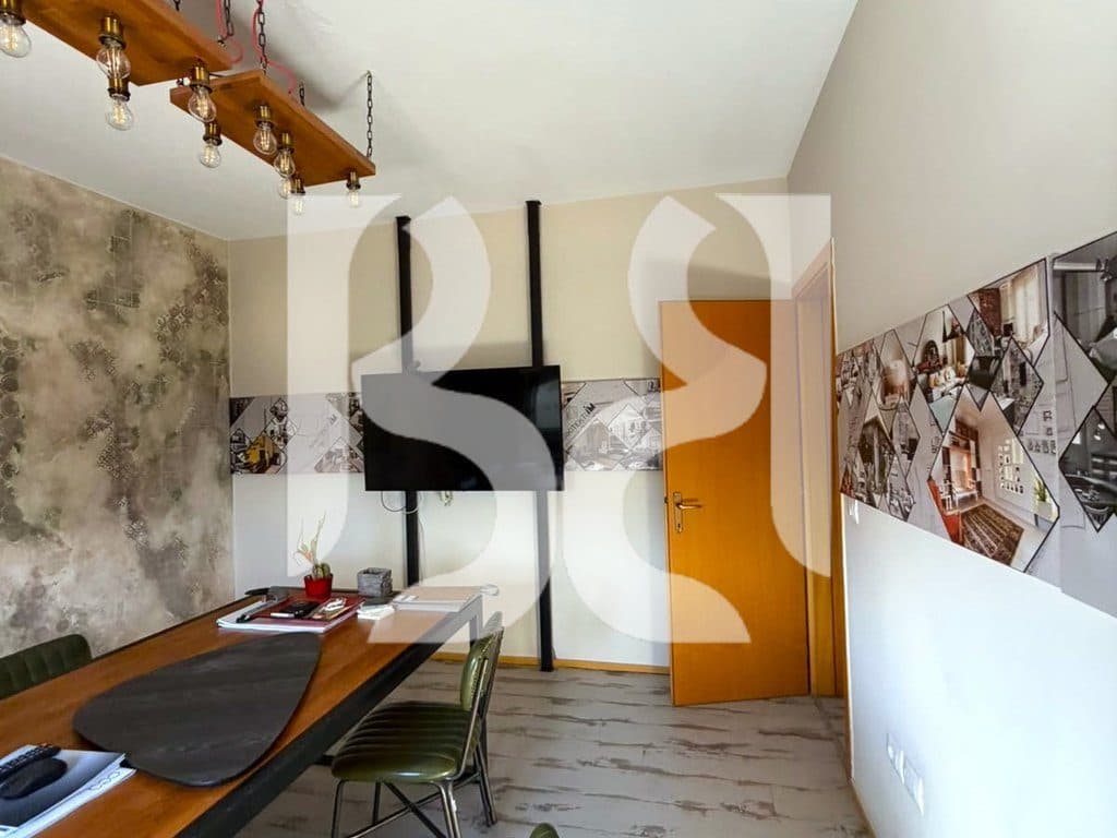 Jepet me Qira Ambient per Zyre ne Bllok, Tirane | 120 m² Neto | 1,500 €/Muaj