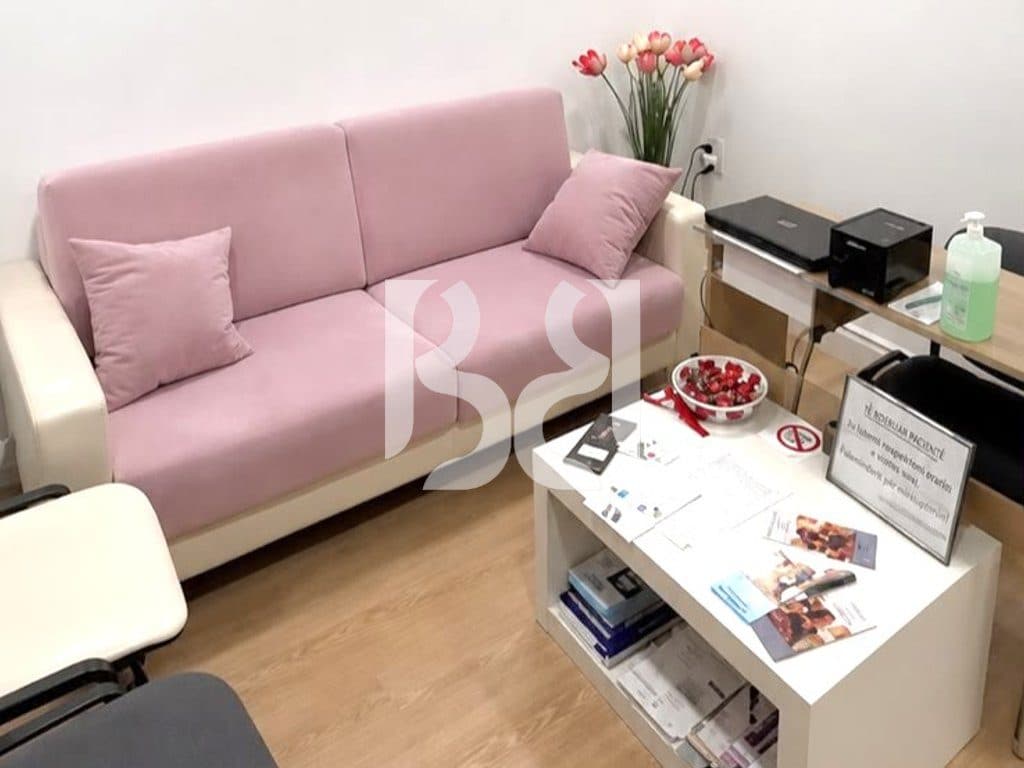 AMBIENT ZYRE ME QIRA SIPER DOCTOR HOSPITAL, BLLOK 4