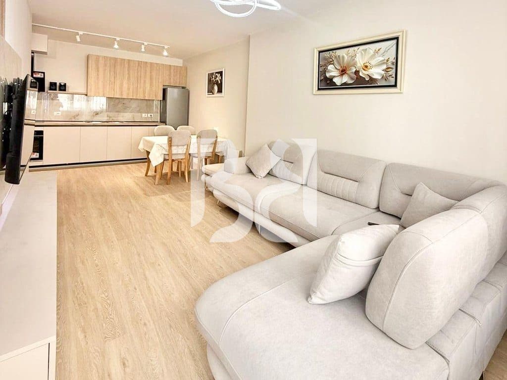 APARTAMENT 1+1 ME QERA NE RRUGEN FROSINA PLAKU, KOMPLEKSI KONTAKT