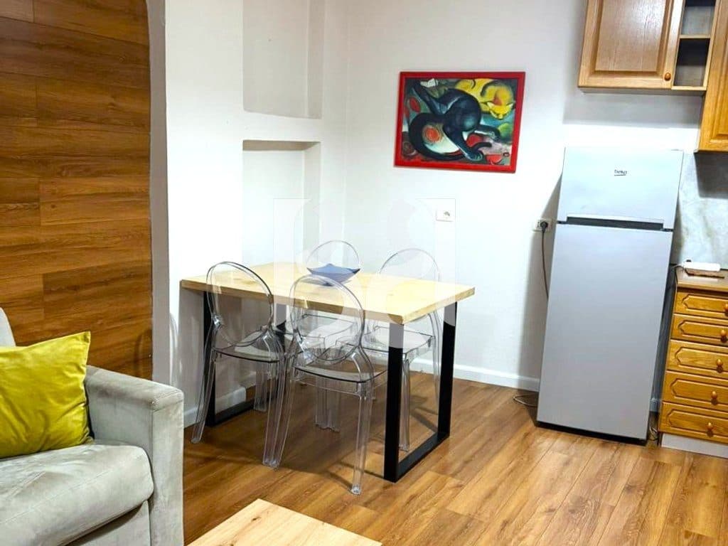 Apartament 1+1 me Qira në Bulevardin Zogu i Parë | 650 €/Muaj 3