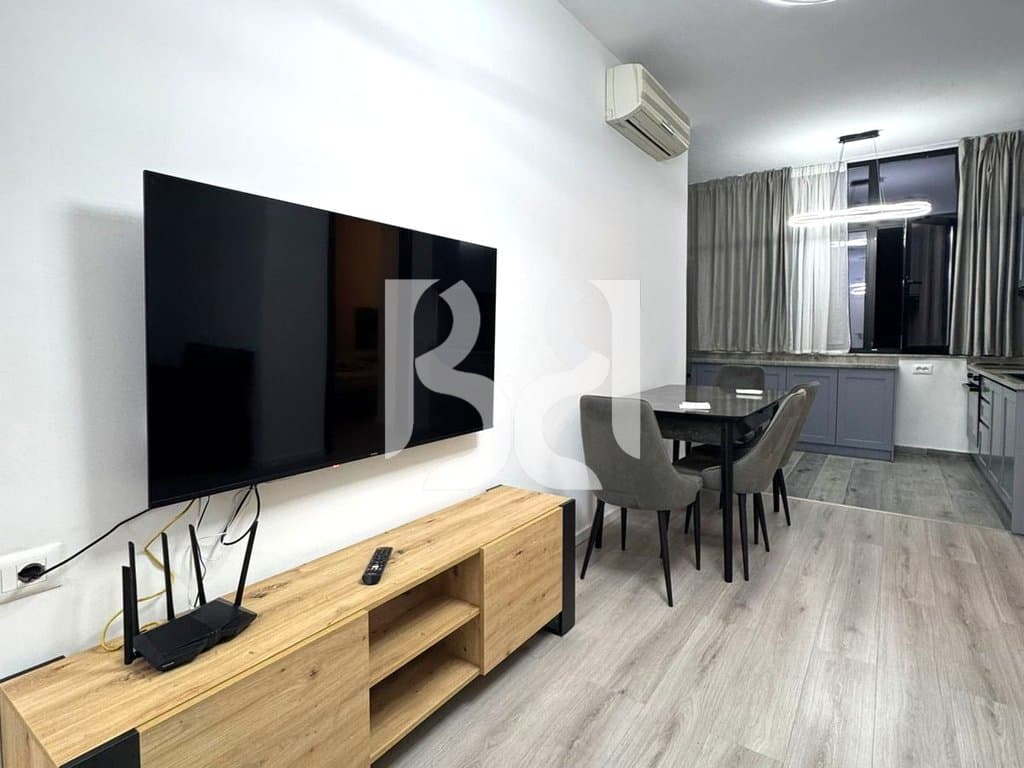 APARTAMENT 1+1 ME QIRA TEK RRUGA FORTUZI, BULEVARDI ZOGU I 2