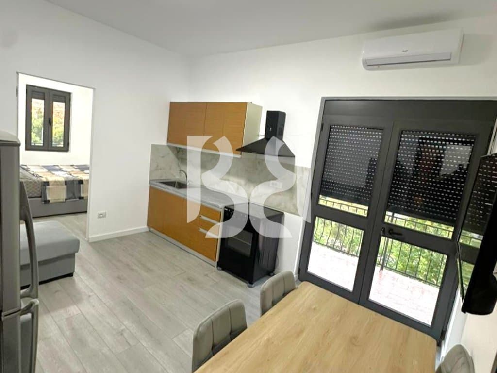 APARTAMENT 1+1+BALLKON ME QIRA NE SHKOZE 3