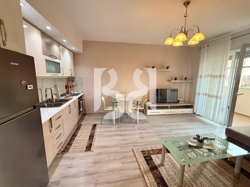 Apartament 1+1 me Qira te Ish-Parku i Autobusëve | 64 m² Neto | I Mobiluar 2