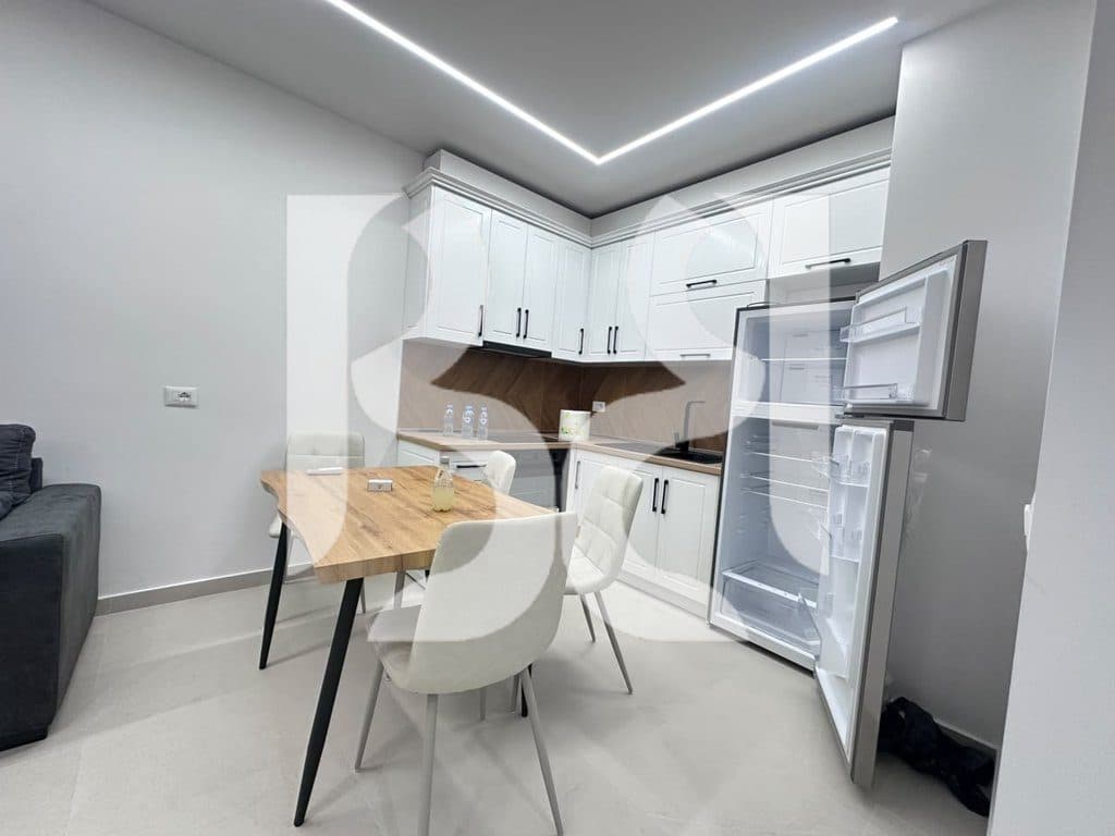 Apartament 1+1 me Qira ne Univers City | Kati 6 | Me Post Parkimi | 50,000 Leke/Muaj 3
