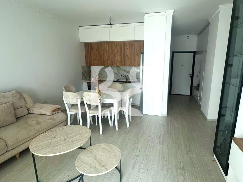 Apartament 2+1+2 me Qira në Kompleksin IBN | 80,000 Lekë/Muaj 4