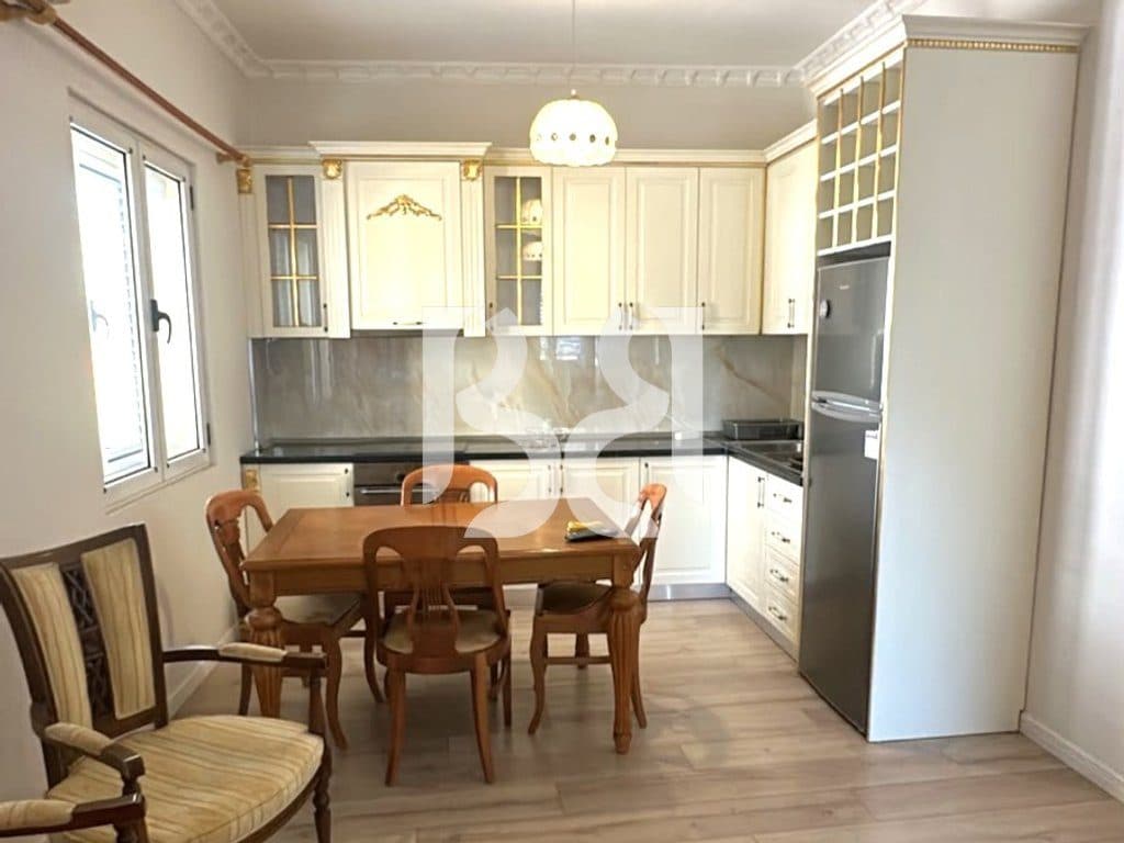 APARTAMENT 2+1+BALLKON ME QIRA TEK RRUGA E KAVAJES 2