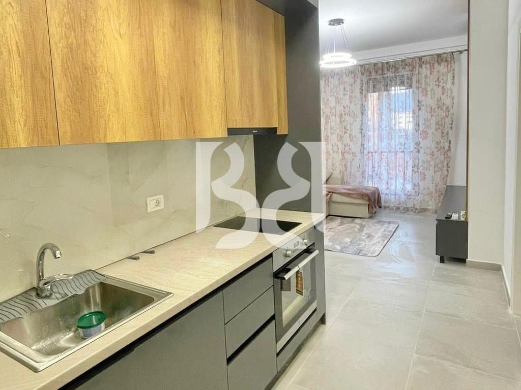 APARTAMENT 1+1+GARAZH ME QIRA, PAZARI I RI PRANE SHKOLLES SE KUQE 3