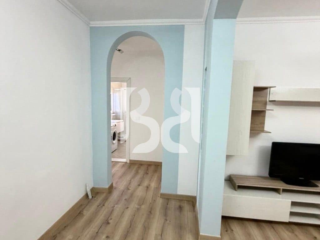 Apartament 2+1 me Qira në Rrugën Dritan Hoxha | I Sapo Investuar | Ballkon | 60,000 Lekë 2