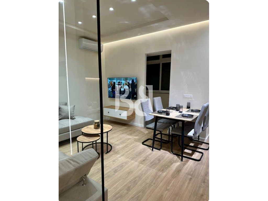 Apartament 2+1 Per Qera ?Bulevardi Bajram Curri 2