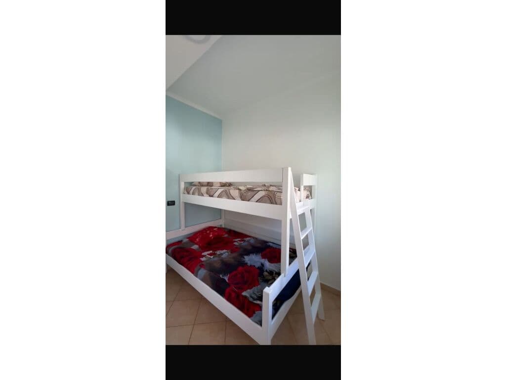 SHITET APARTAMENT 2+1 NE SHENGJIN