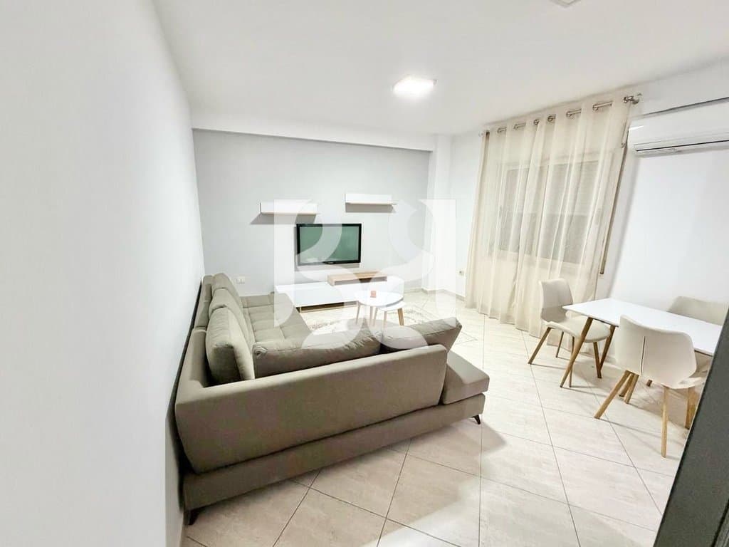 APARTAMENT ME QERA 2+1+2 PRANE ISH STACIONIT TE TRENIT 3