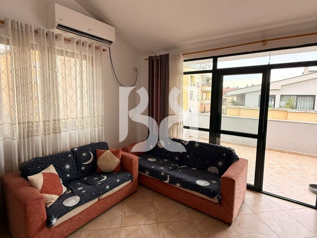 APARTAMENT ME QERA 2+1+2 + VERANDE TE RRUGA BILL KLINTON* 2