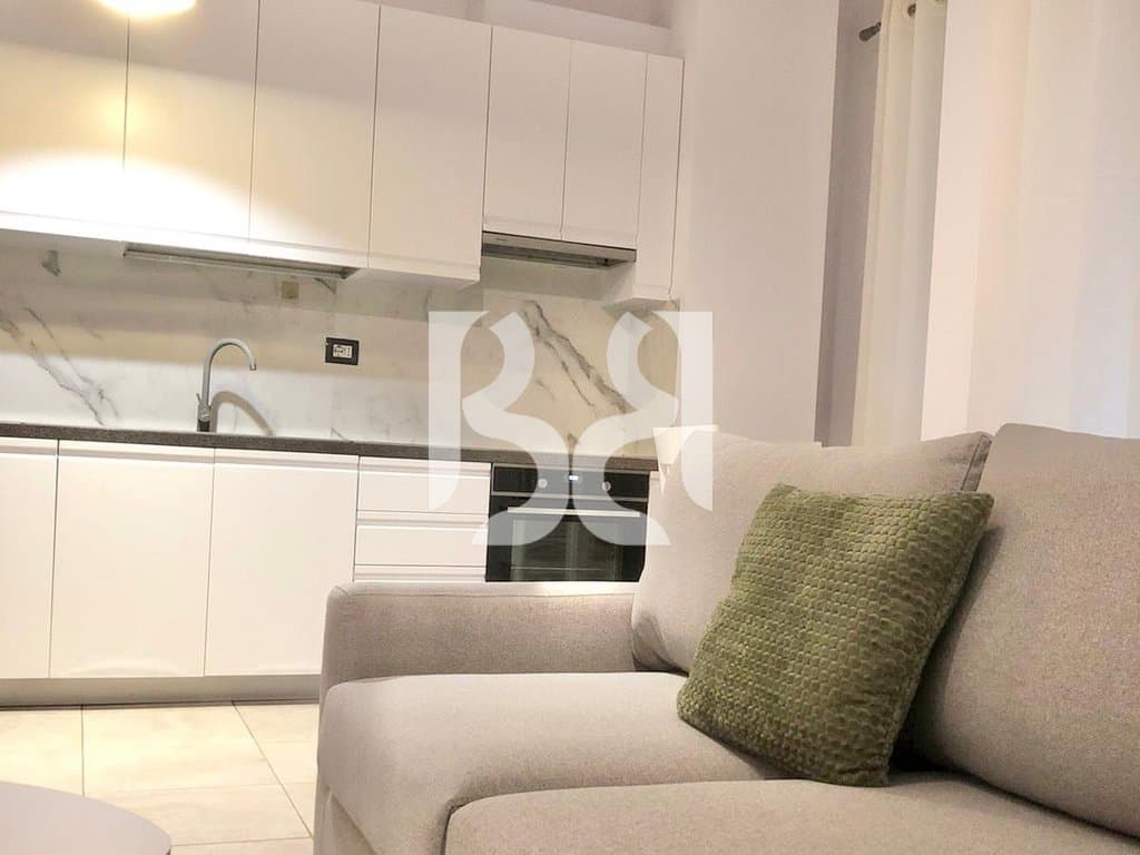 APARTAMENT 1+1+POST PARKIMI ME QIRA PRANE UET NE PORCELAN
