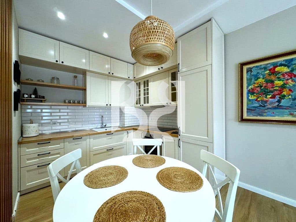 Apartament 2+1+2 me Qira te 21 Dhjetori, Tiranë | 1,200 €/muaj 4