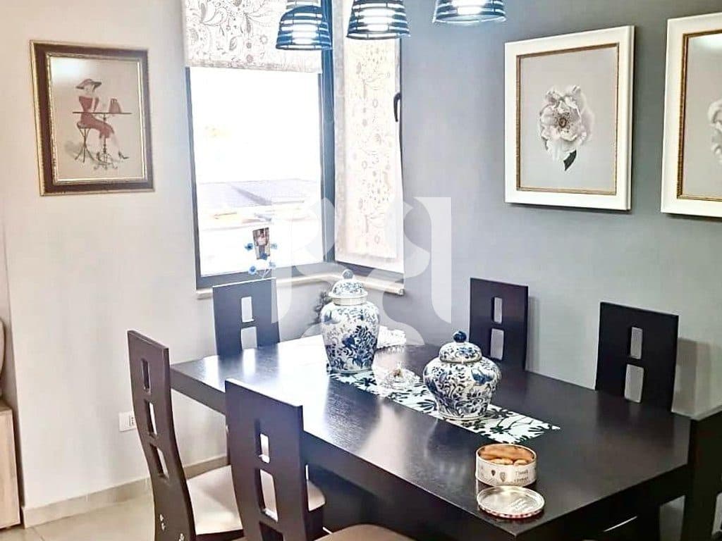 Apartament 3+1+2 për Shitje te Rruga e Kosovarëve | 130 m² | Pamje nga Liqeni 4