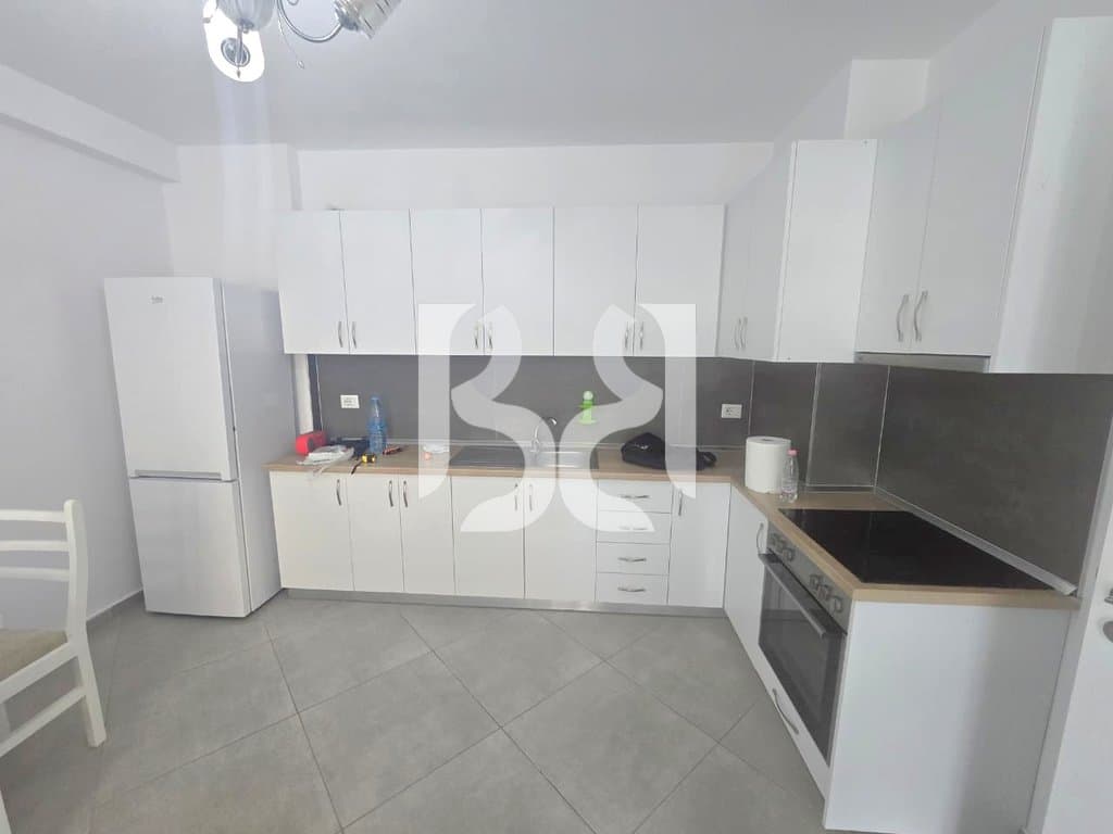 APARTAMENT 2+1+2+BALLKON ME QIRA TEK VILA L2 NE ASTIR** 3
