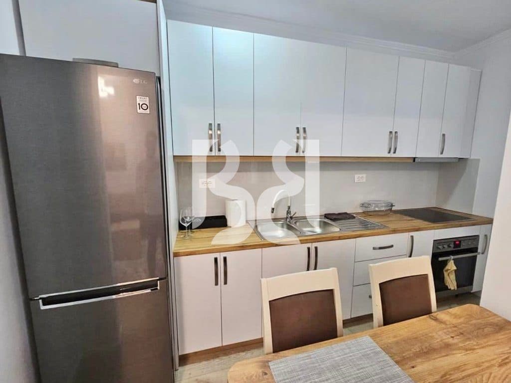 Apartament 1+1 me Qira në Rrugën e Kavajës | Pranë Sofrës Turke | Kati 1 | 70,000 Lekë 3