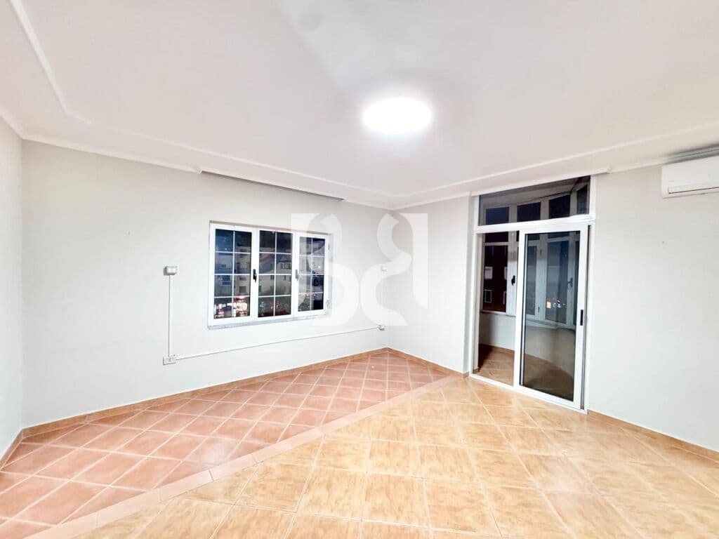 APARTAMENT /AMBIENT ME QIRA TE SHESHI WILLSON 4+1+2 3