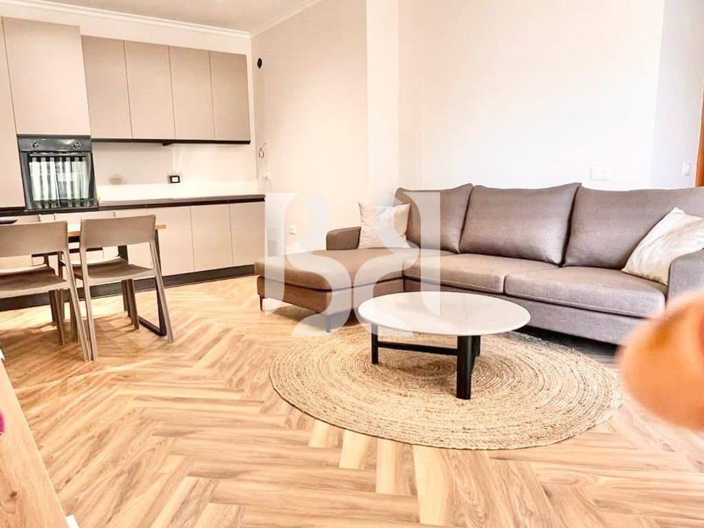 APARTAMENT TEK LIQENI I THATE ME QERA 2+1+2+POST PARKIMI 3