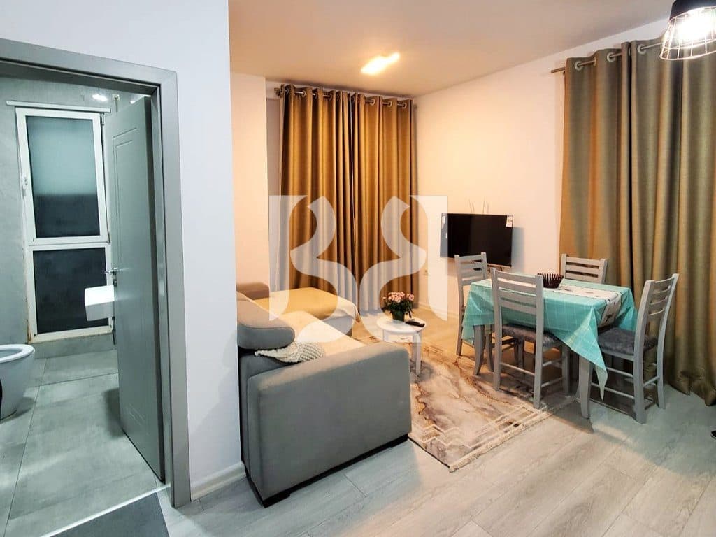 Apartament 1+1 me Qira përballë Kika 2 – Komuna e Parisit | 72,000 Lekë 2