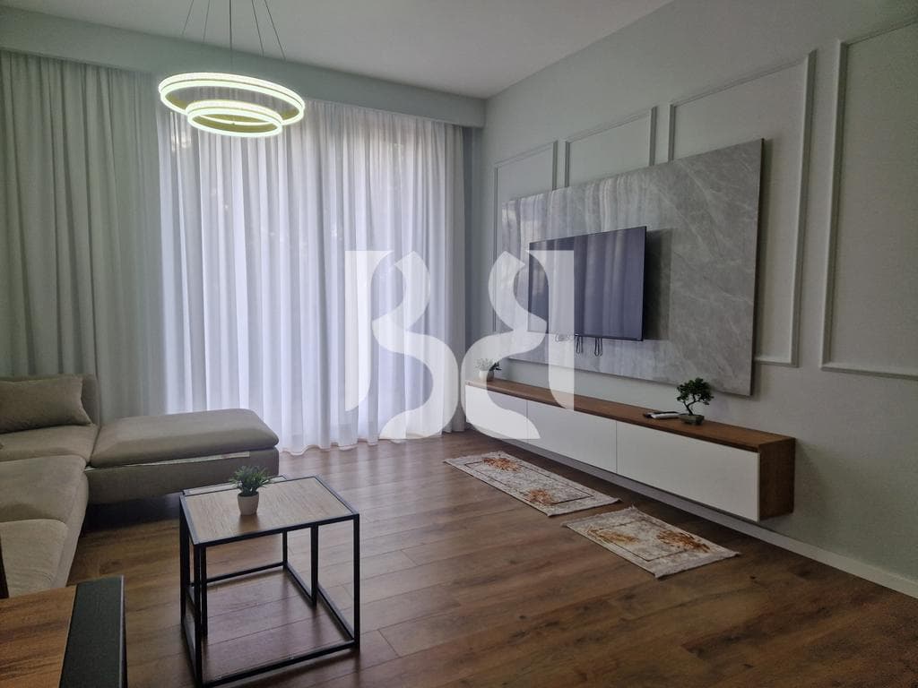 APARTAMENT 1+1+ VERANDE + POST PARKIMI, ME QIRA, PAZARI I RI 2