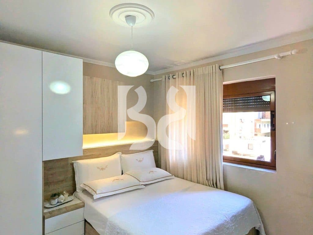APARTAMENT PËR SHITJE 1+1 NË VLORË, ZONË QENDRORE 2